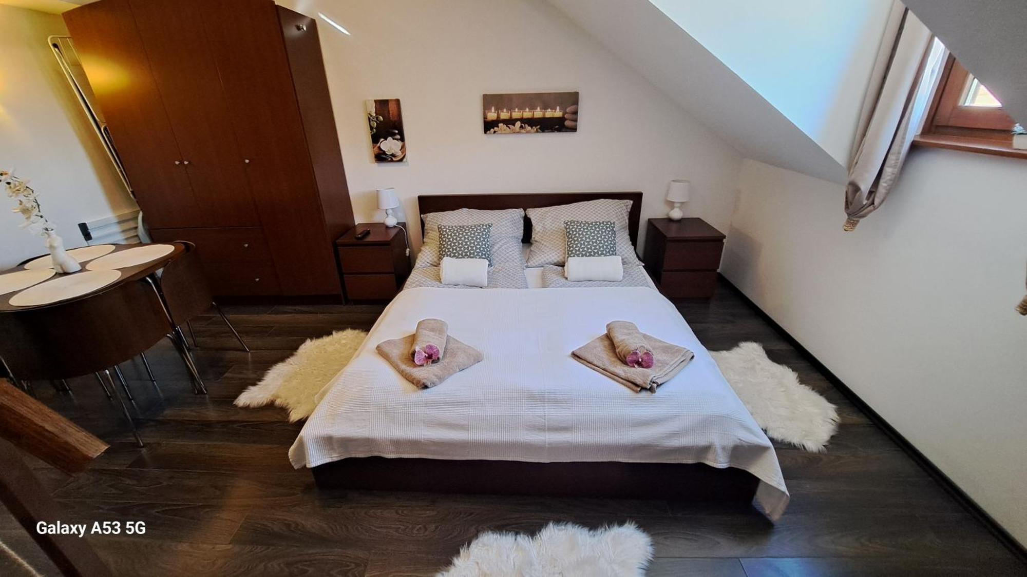 Viktoria Apartman Дьюла Экстерьер фото